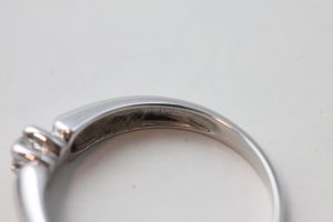 Ring i hvitt gull med diamant (0,06ct) - Bilde 4