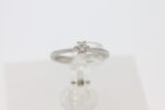 Ring i hvitt gull med diamant (0,17ct) - Bilde 2