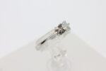 Ring i hvitt gull med diamant (0,16ct)
