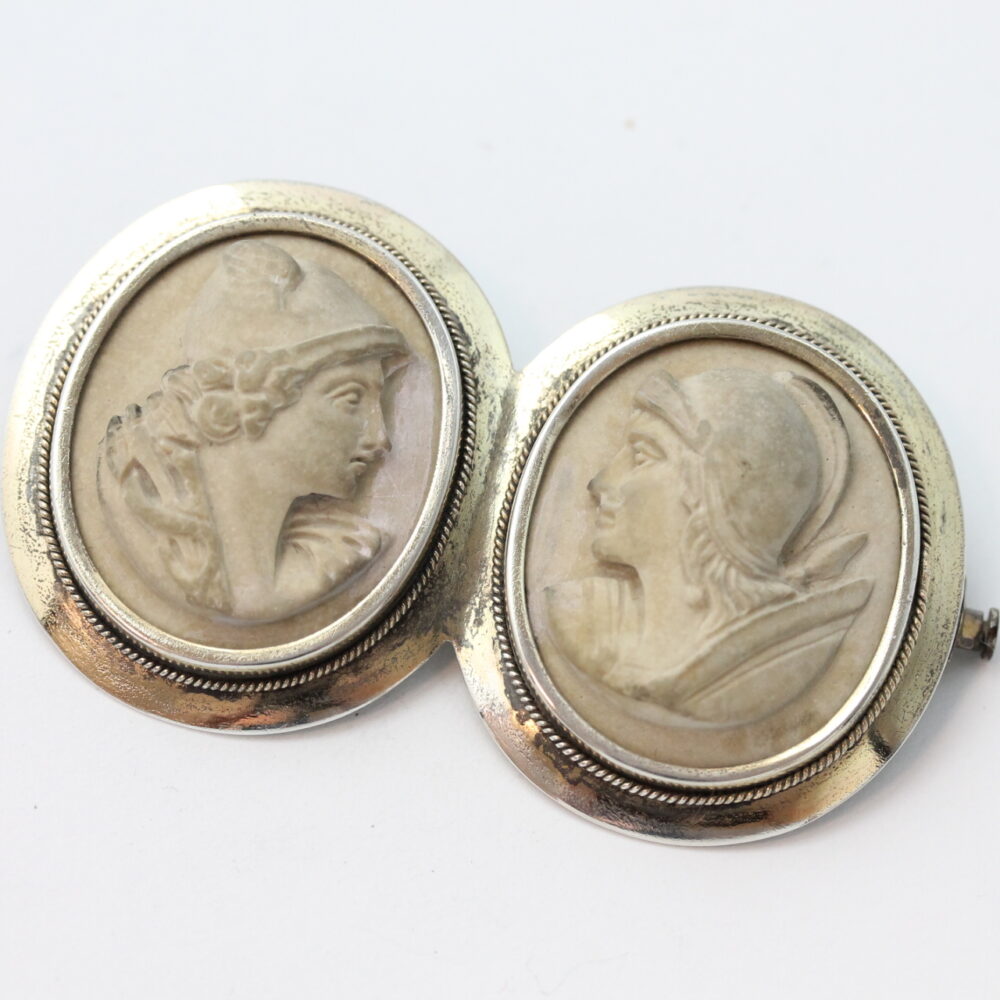 Brosje / halsnål i sølv