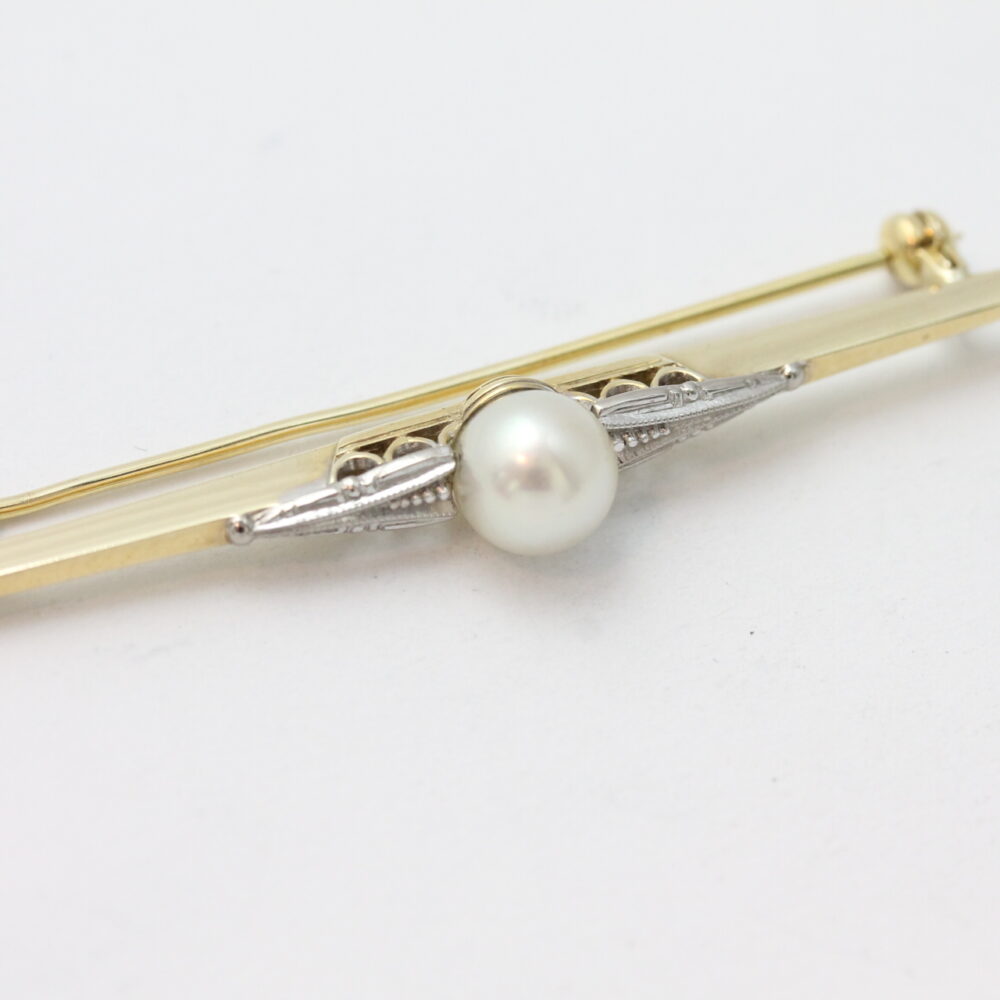 Nål i gult gull med kulturperle
