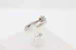 Ring i hvitt gull med diamant (0,16ct)