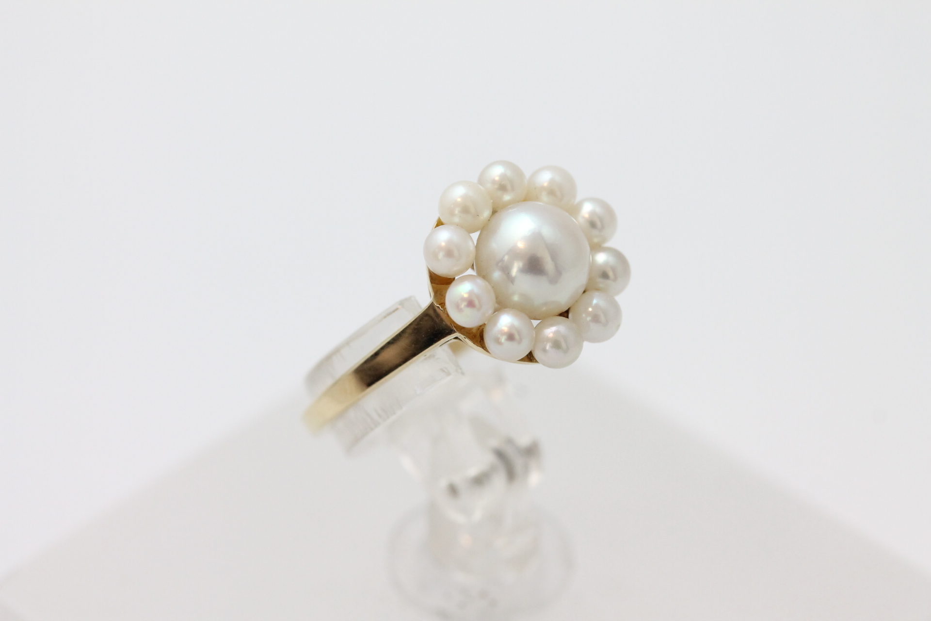 IMG_8829 Ring i gult gull med kulturperler - Bilde 1