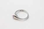 Ring i hvitt gull med diamant (0,12ct) - Bilde 4