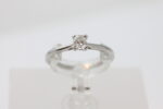 Ring i hvitt gull med diamant (0,36ct) - Bilde 2