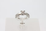 Ring i hvitt gull med diamant (0,40ct) - Bilde 2