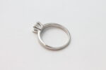 Ring i hvitt gull med diamant (0,40ct) - Bilde 4