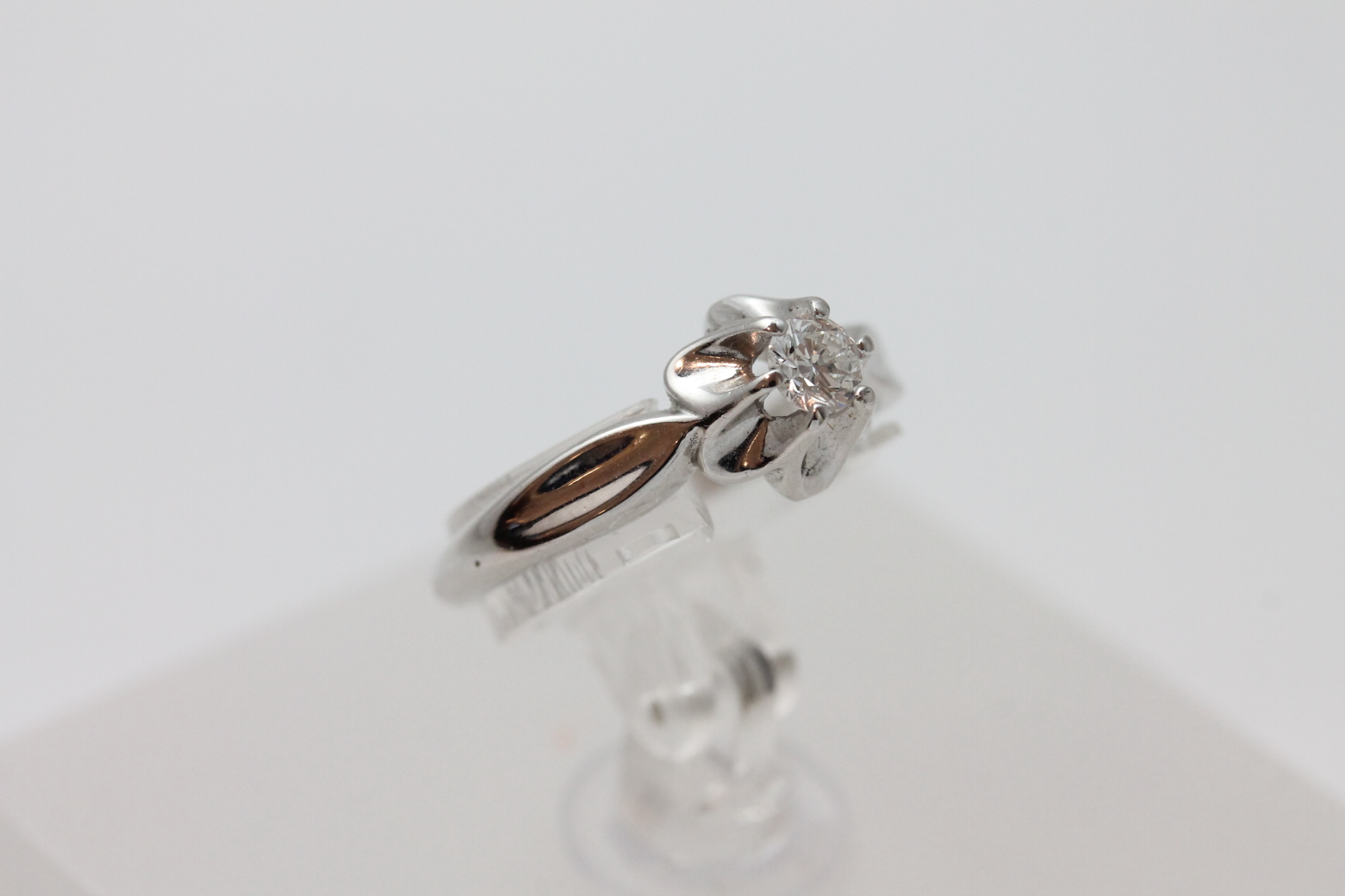 IMG_2510 Ring i hvitt gull med diamant (0,25ct) - Bilde 1