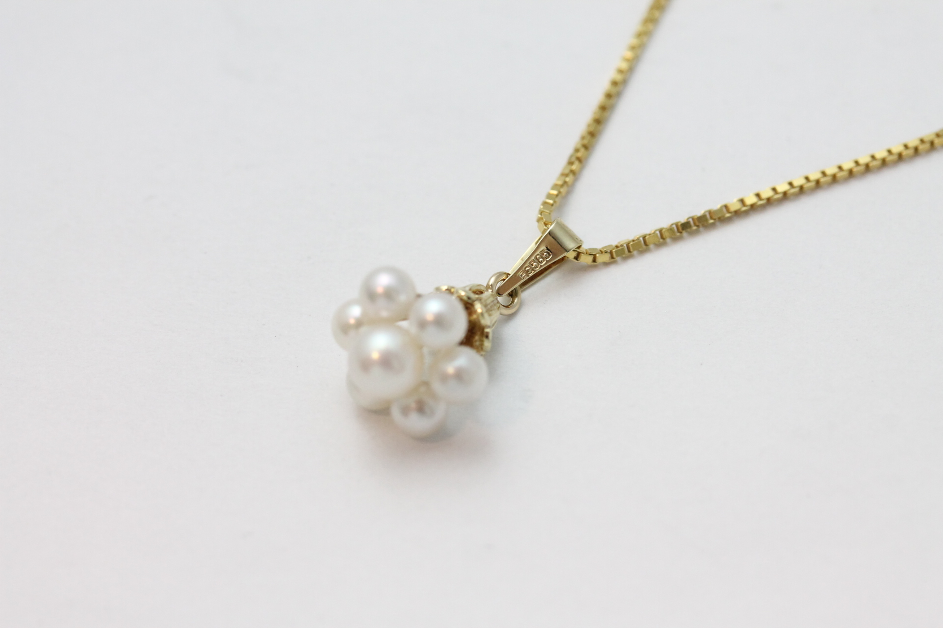 IMG_2837 Anheng i gult gull med kulturperler - Bilde 1