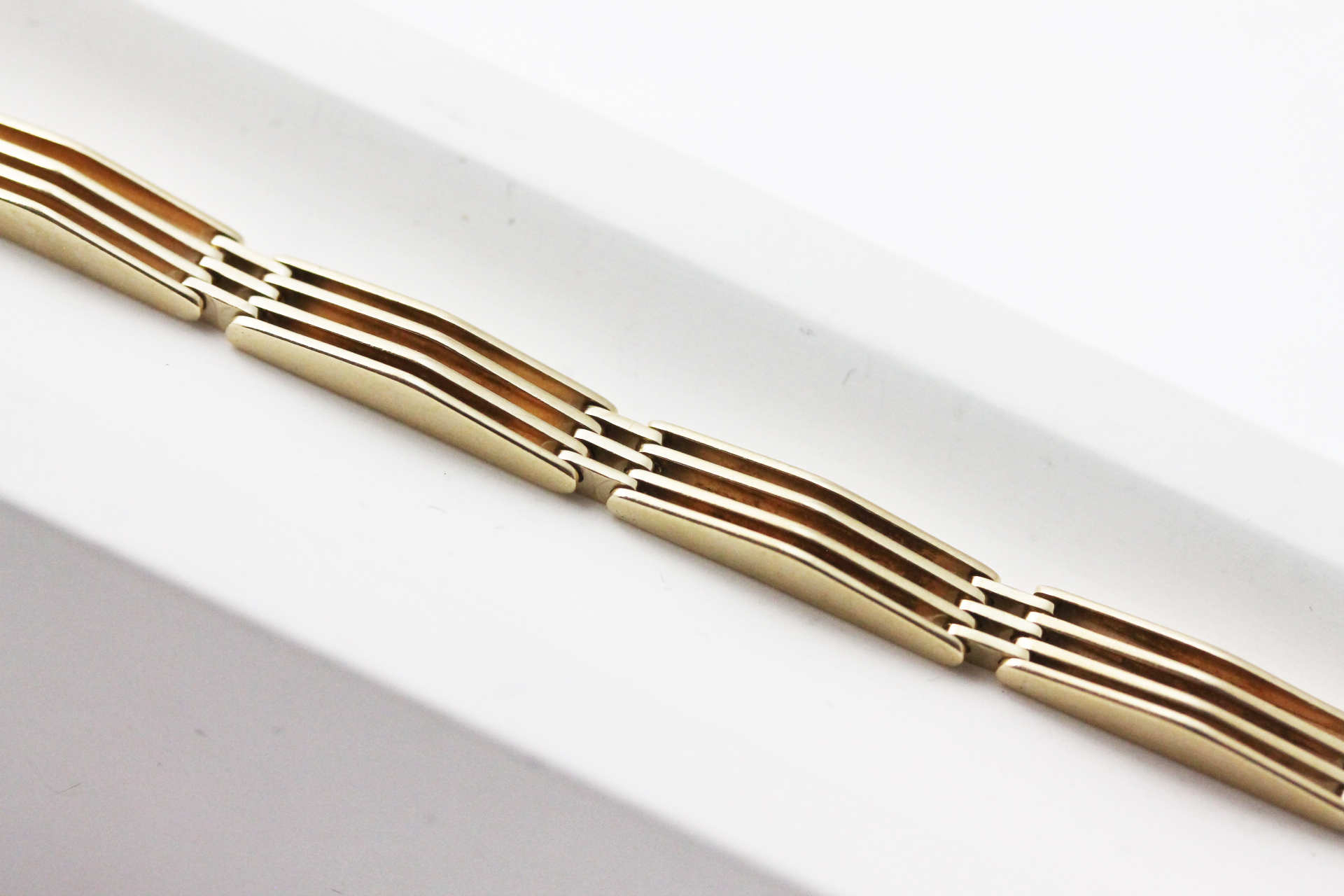 IMG_5941 Armbånd i gult gull - Bilde 1