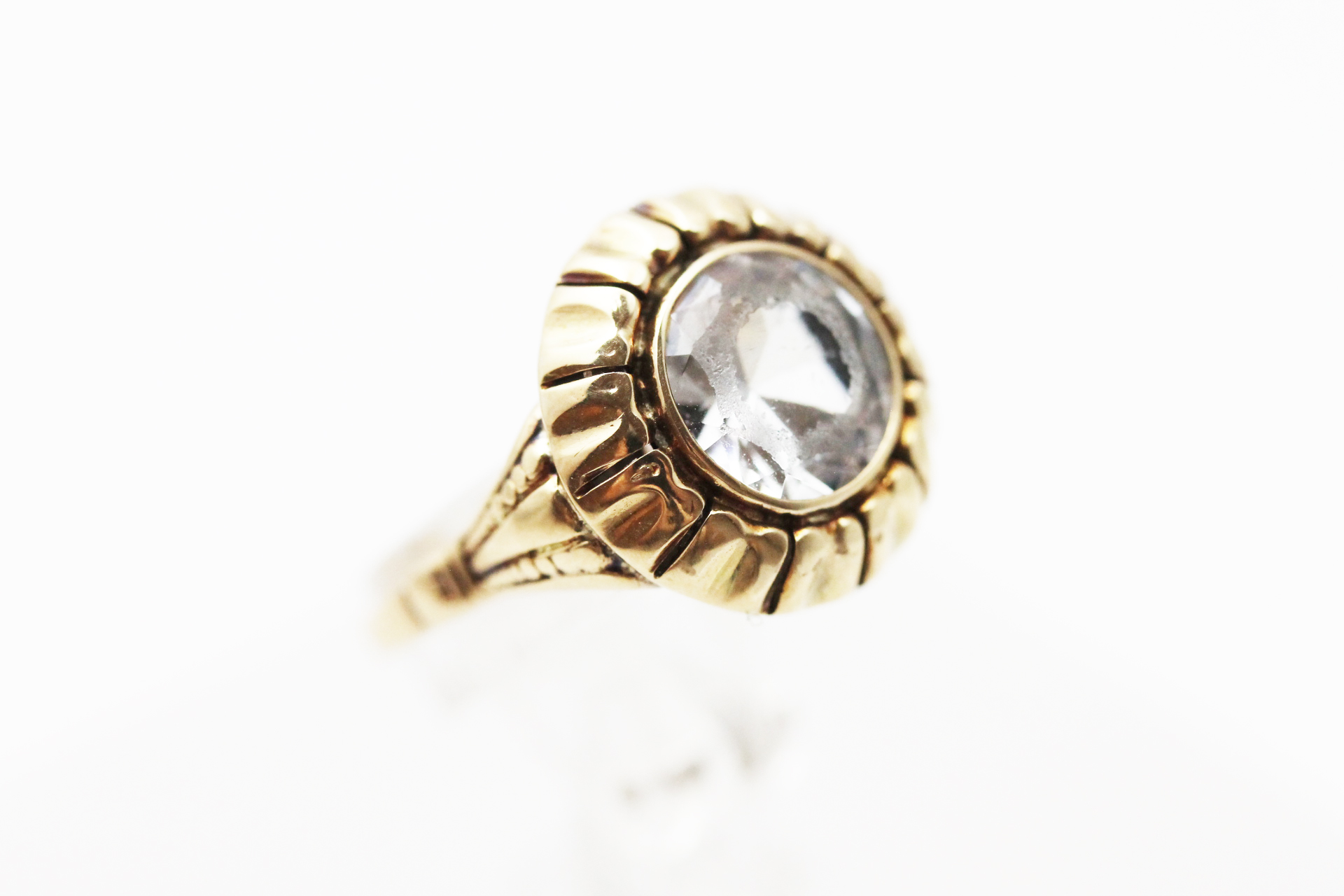 IMG_6367 Ring i gult gull med bergkrystall - Bilde 1
