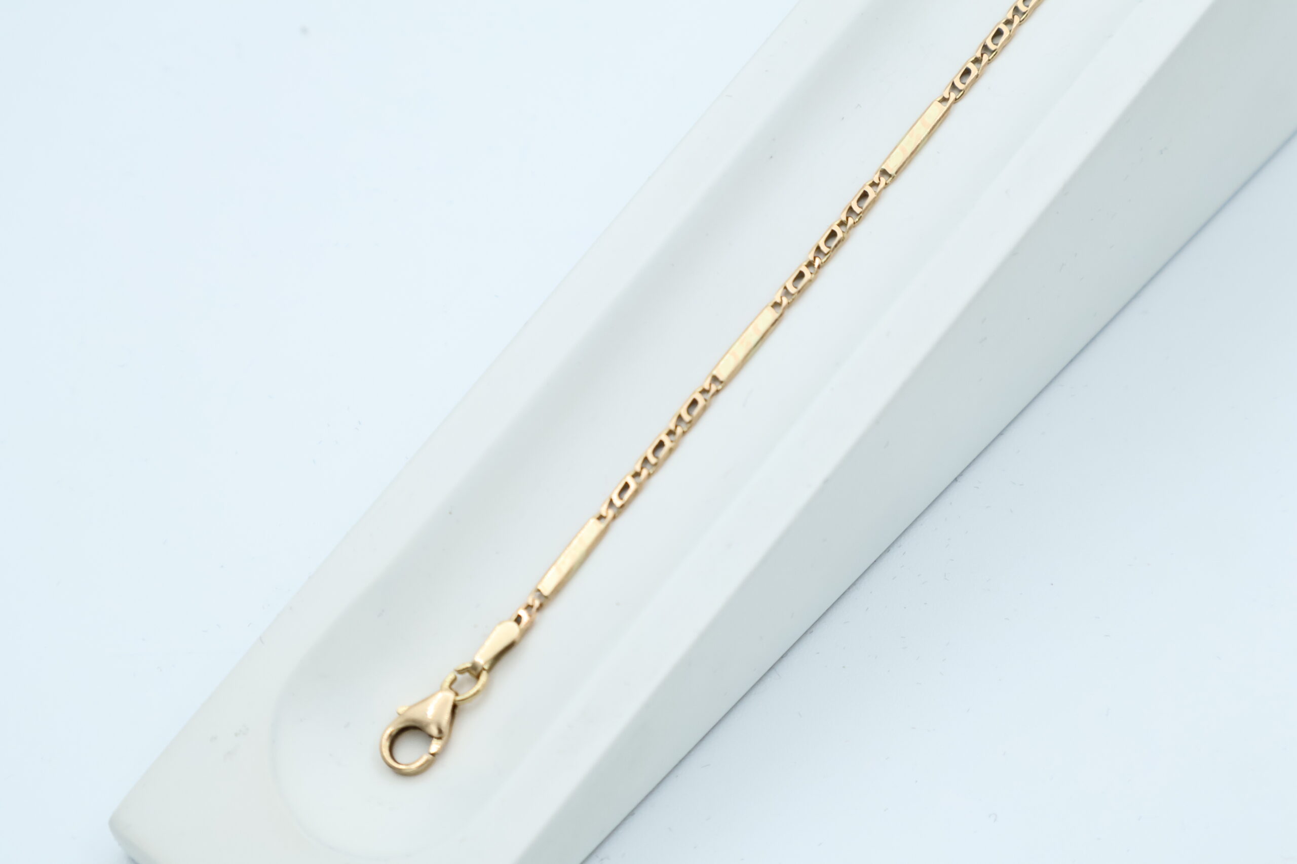 IMG_7915 Armbånd i gult gull - Bilde 1