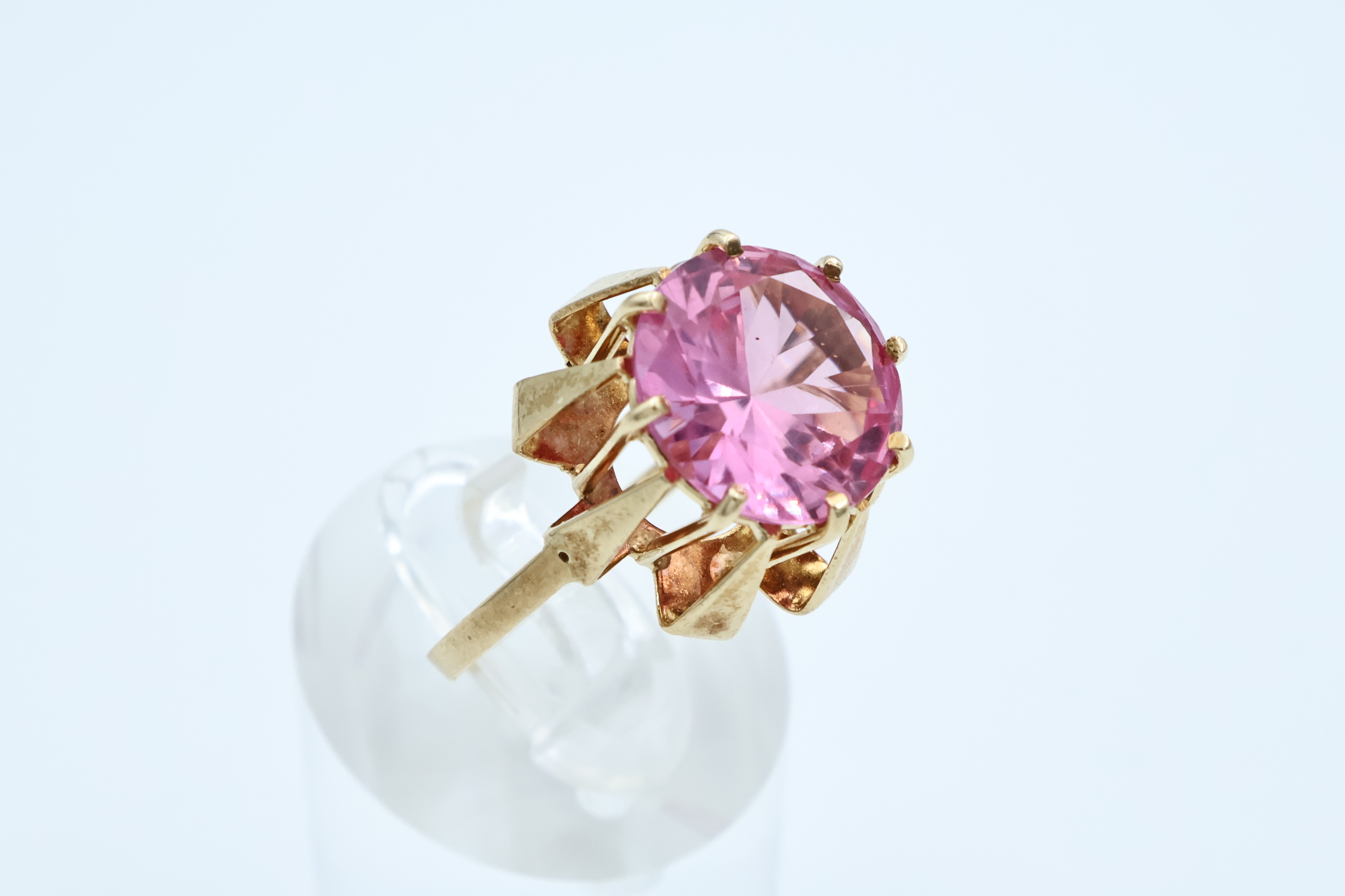 IMG_8168 Ring i gult gull med rosa stein - Bilde 1