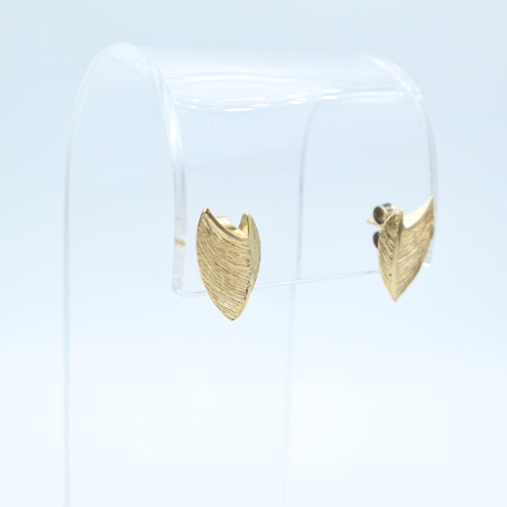 Ørepynt i gult gull