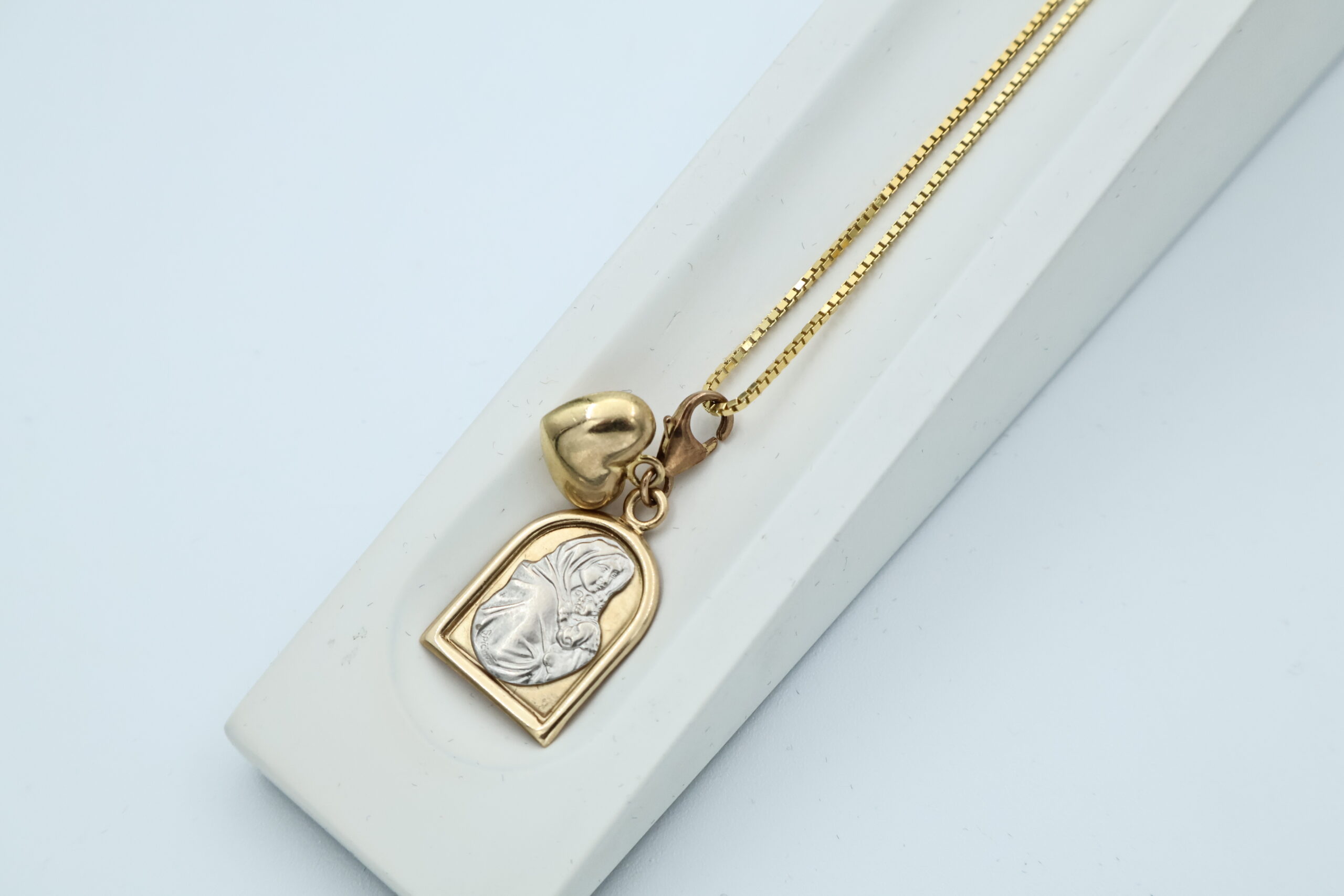 IMG_8532 Anheng i flerfarget gull - Bilde 1