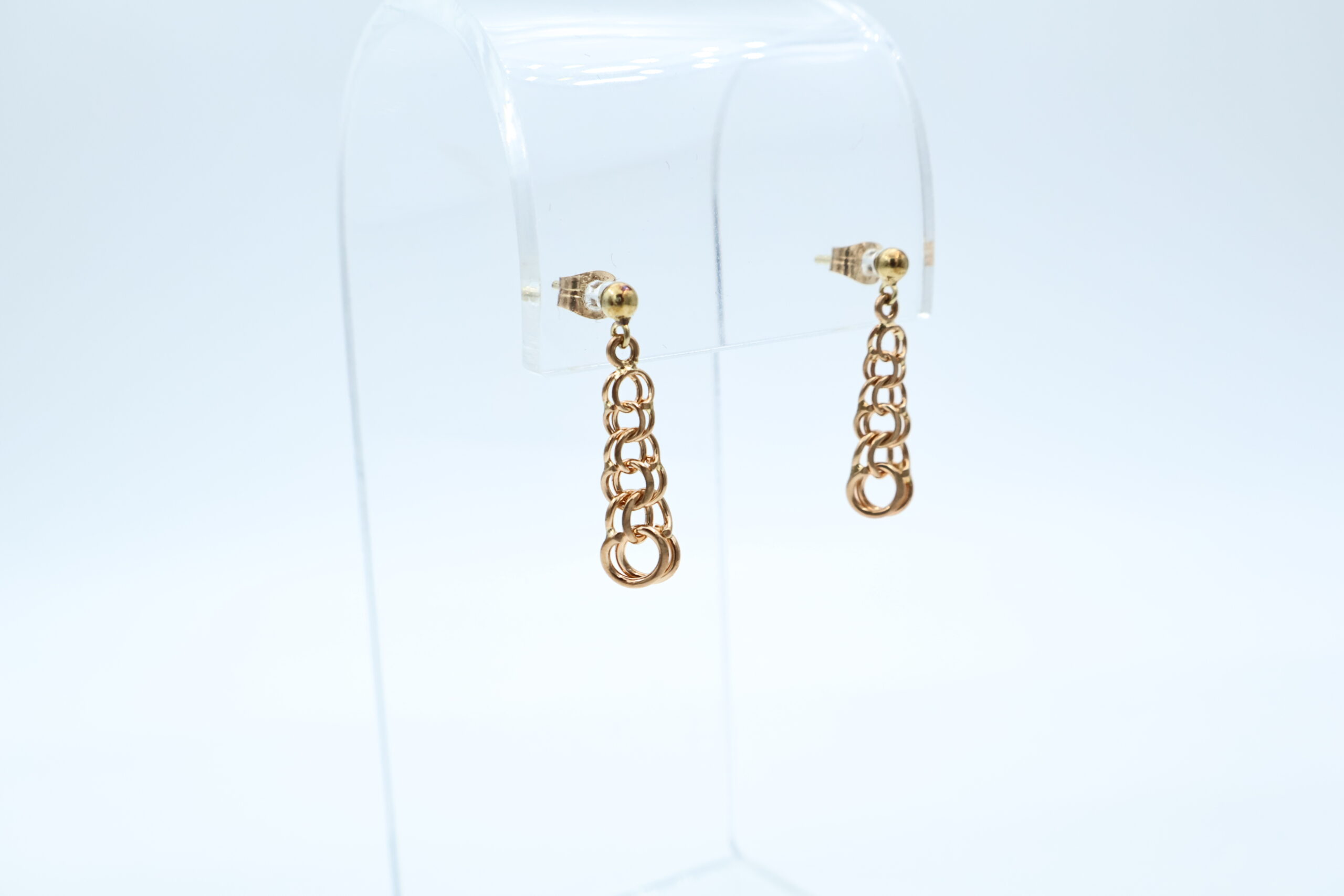 IMG_8923 Ørepynt i gult gull - Bilde 1