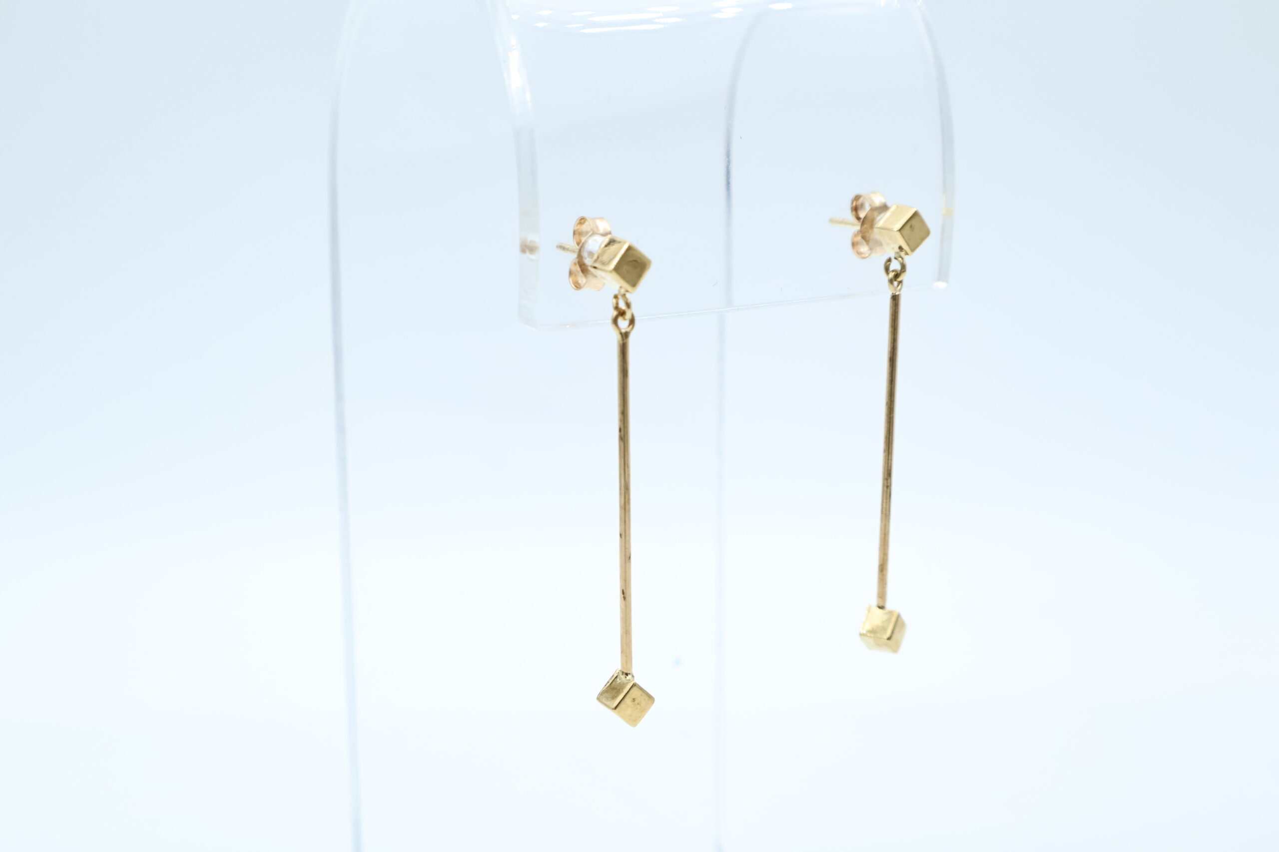 IMG_9156 Ørepynt i gult gull - Bilde 1