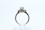 Ring i hvitt gull med diamant (0,45ct) - Bilde 3