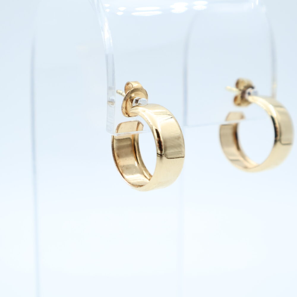 Ørepynt i gult gull