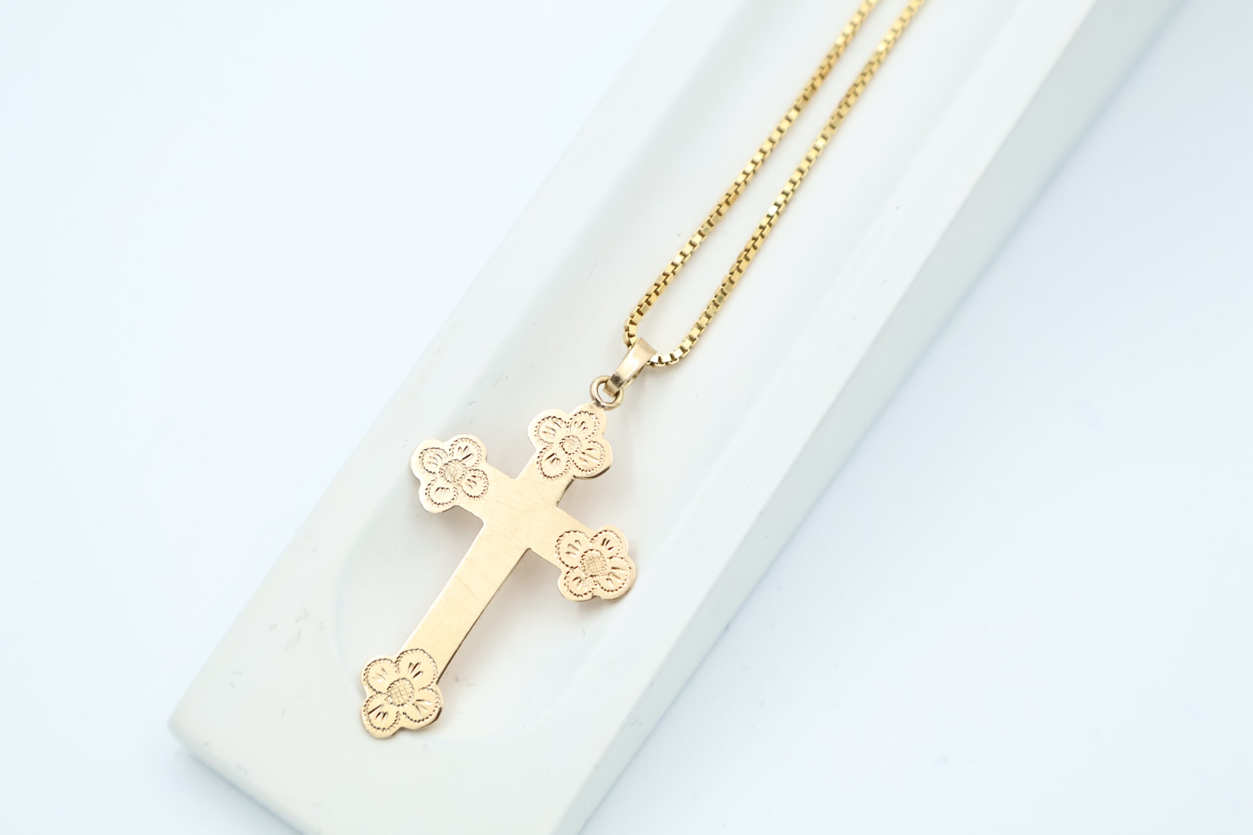 IMG_9814 Anheng i gult gull - Bilde 1